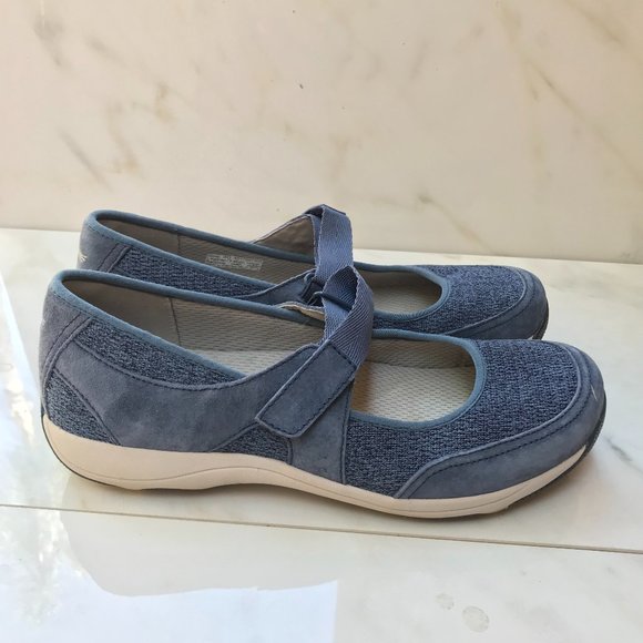 Women's Dansko, Hennie Maryjane | Peltz Shoes